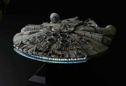 Star Wars - Millennium Falcon Perfect Grade (With LED Lights) 1/72