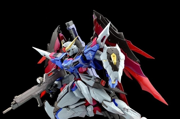 DRAGON MOMOKO Destiny Gundam 1/100 MG ZGMF-X42S Gundam