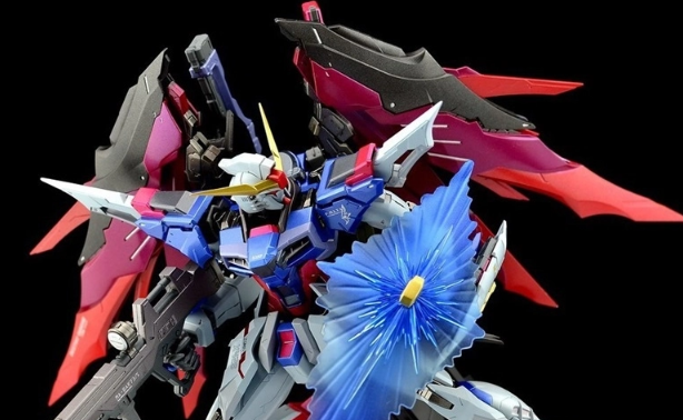 DRAGON MOMOKO Destiny Gundam 1/100 MG ZGMF-X42S Gundam