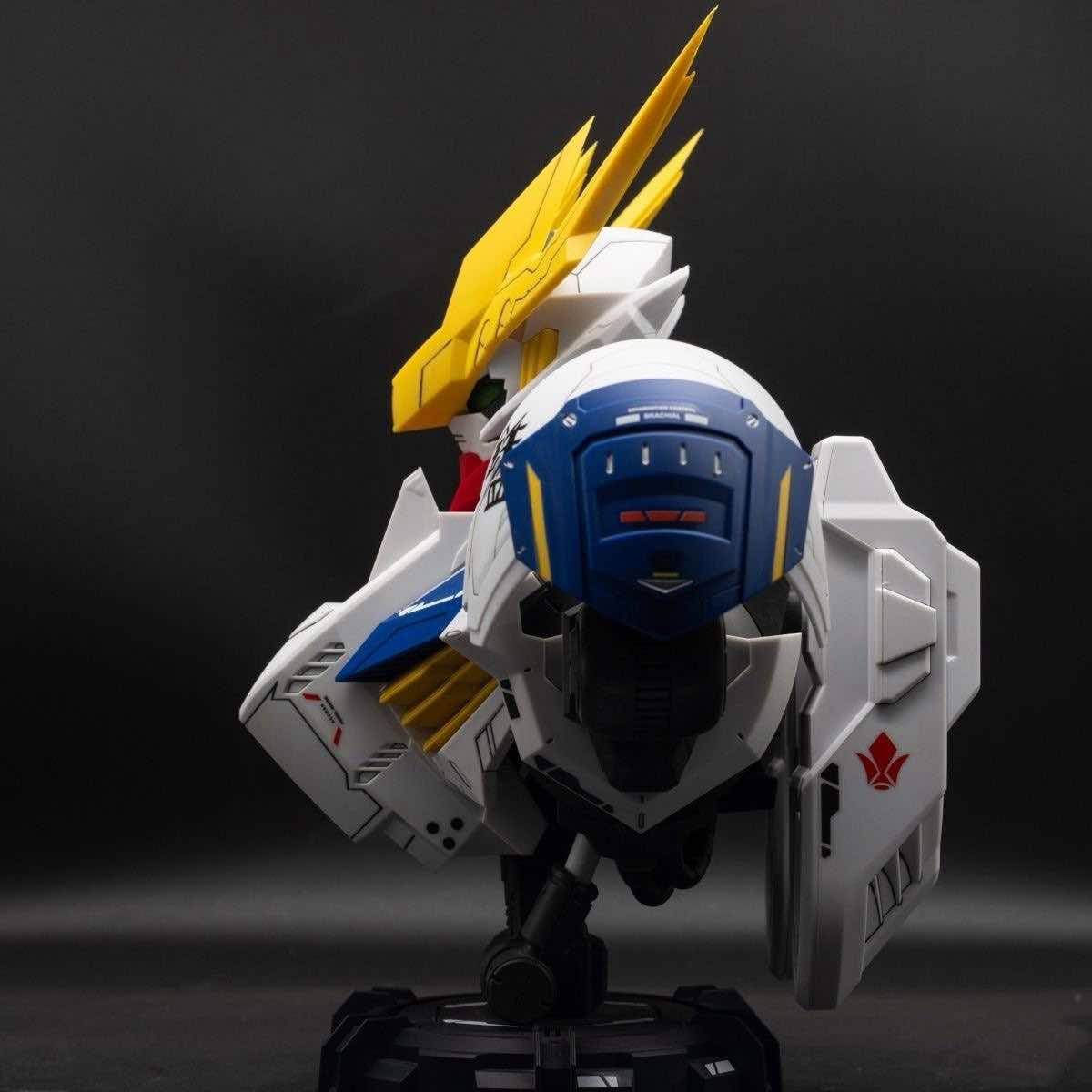 1/35 Barbatos Gundam Bust Model Kit