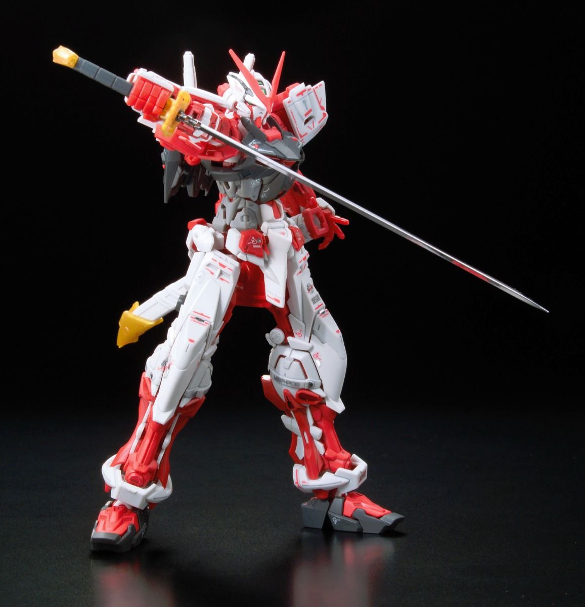 RG 1/144 Mbf-P02 Gundam Astray Red Frame 1/144