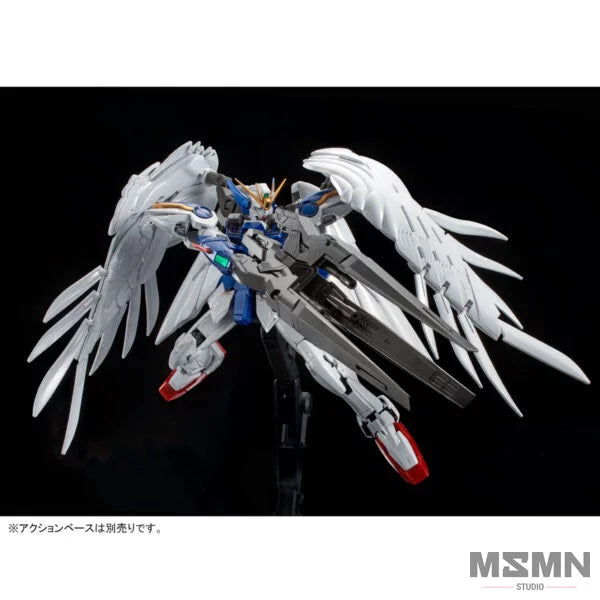 RG Wing Gundam Zero Custom EW + Drei Zwerg Buster [Titanium Finish] [P-Bandai] 1/144