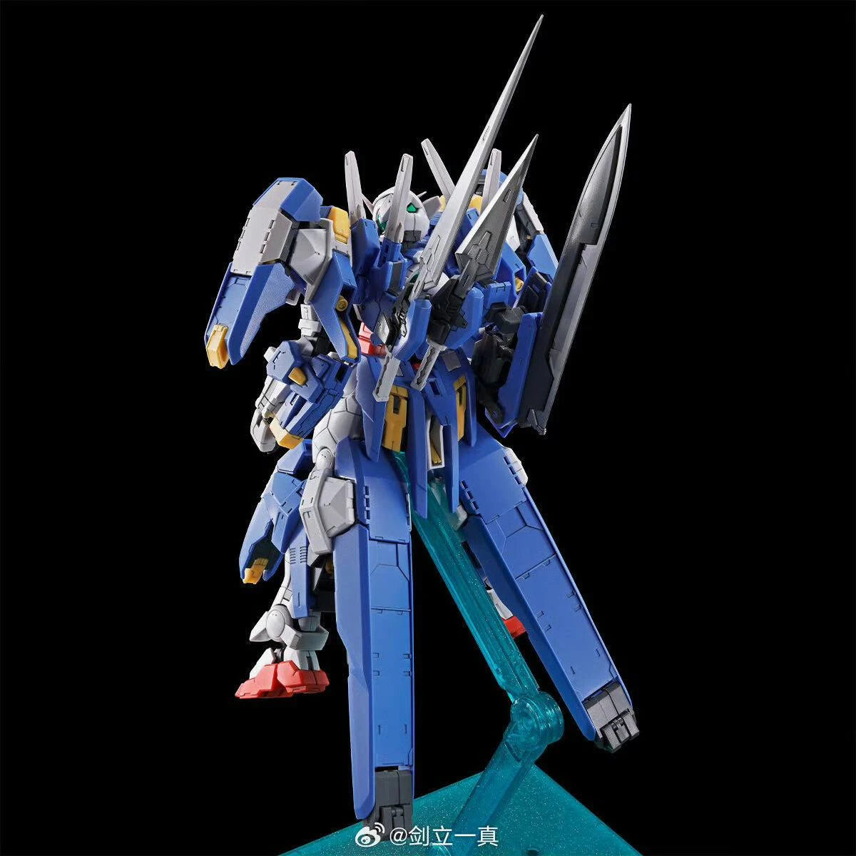 P-Bandai: RG 1/144 Gundam Avalanche Exia Dash
